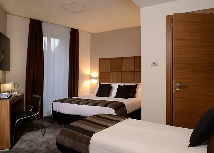 Art - Gruppo Trevi Ξενοδοχείο 4*