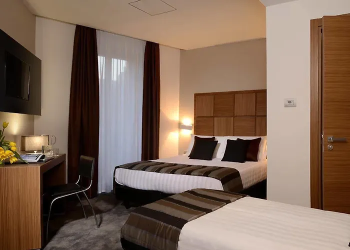 Art - Gruppo Trevi Ξενοδοχείο